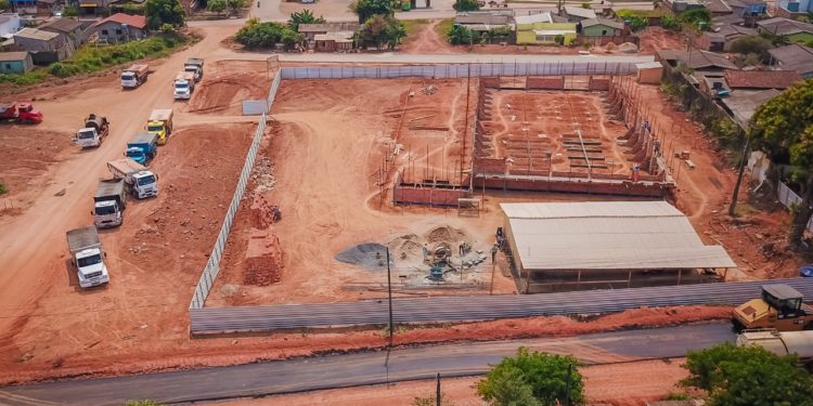 Jaru: Obras do Feirão do produtor rural  seguem em ritmo acelerado