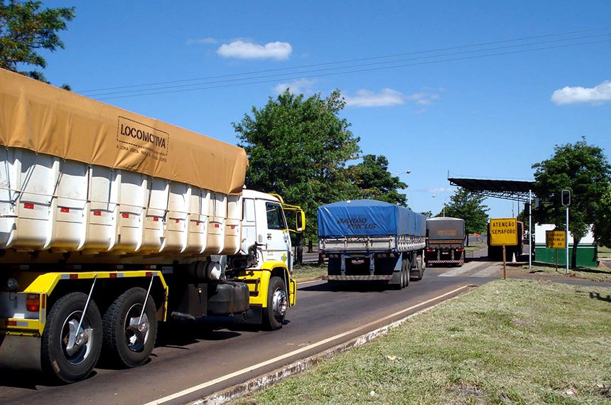 Projeto prevê repasse mínimo de 80% do valor do frete a caminhoneiros autônomos