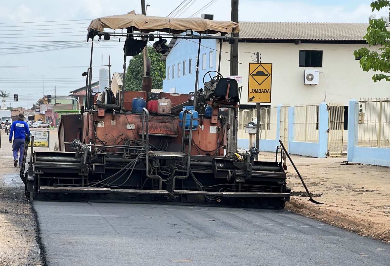 Porto velho: Recapeamento na rua Pau Ferro entra em fase final