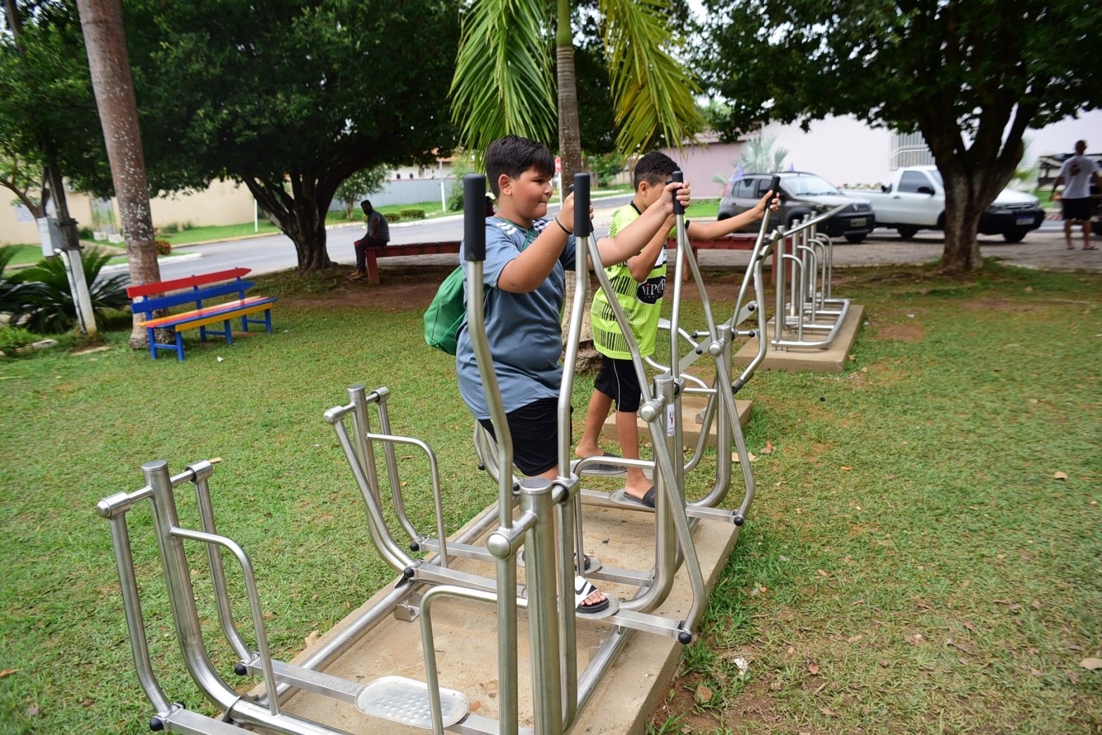 Ji-Paraná: Prefeitura monta academias de ginástica ao ar Livre