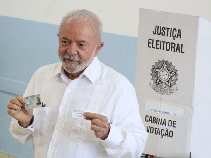 Lula, 77 anos, é eleito para o 3º mandato de presidente da República