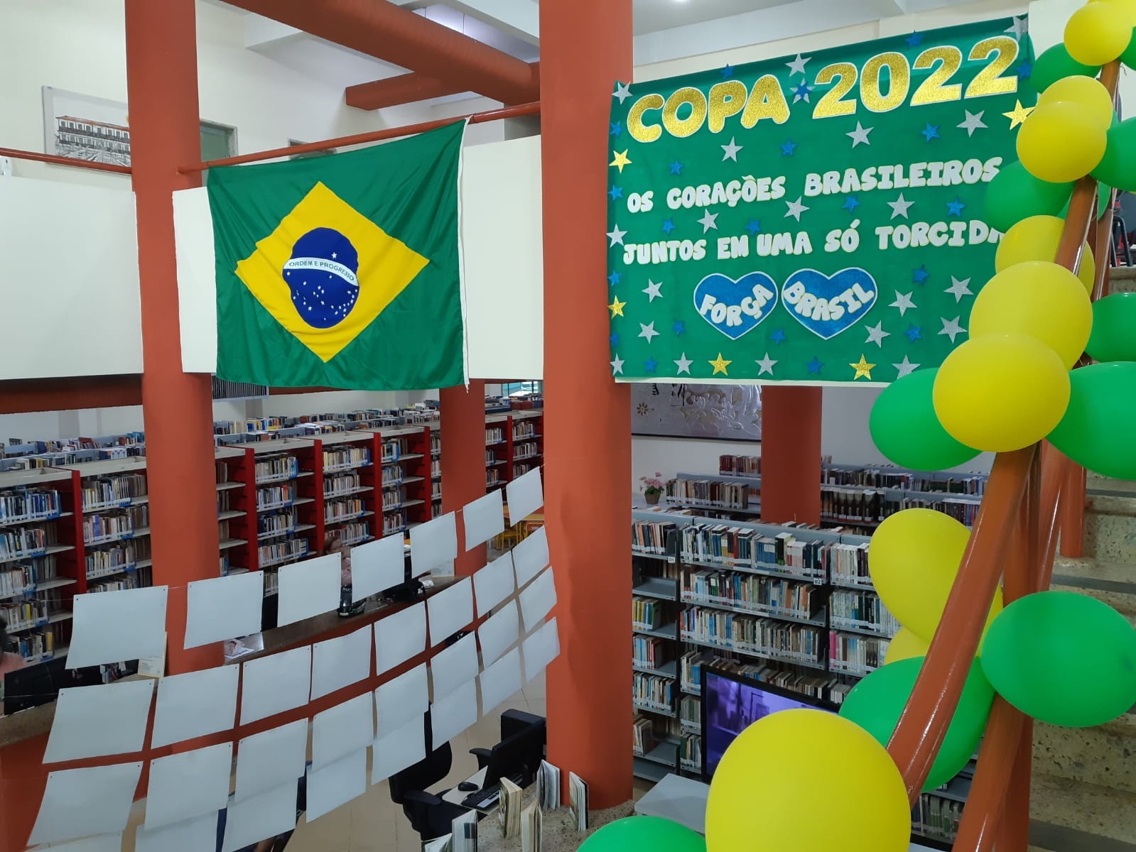 Porto Velho: Biblioteca Francisco Meirelles monta espaço destinado à Copa do Mundo de Futebol