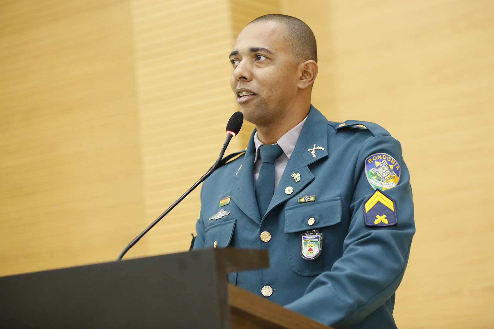 Voluntários da Igreja Batista de Ji-Paraná recebem Voto de Louvor por iniciativa de Jhony Paixão junto à ALE/RO