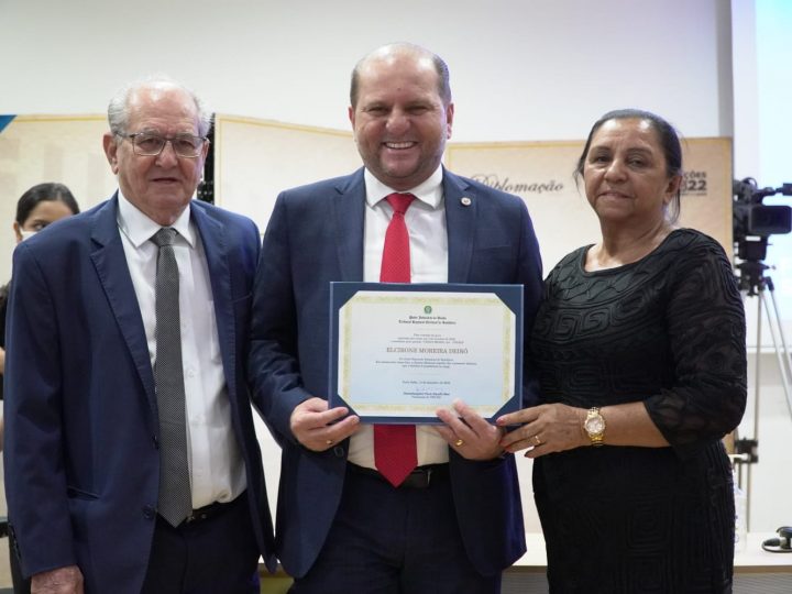 Cirone Deiró é diplomado pelo Tribunal Regional Eleitoral para o segundo mandato de deputado estadual