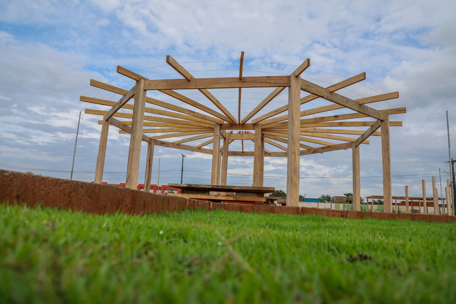Porto Velho: Construção de praças públicas garantirão conforto e qualidade de vida aos usuários