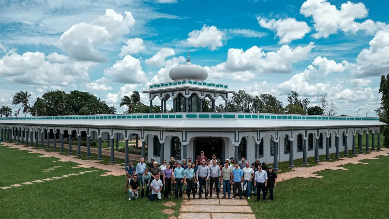 27 comunicadores de 11 estados participam de imersão no mundo do agronegócio