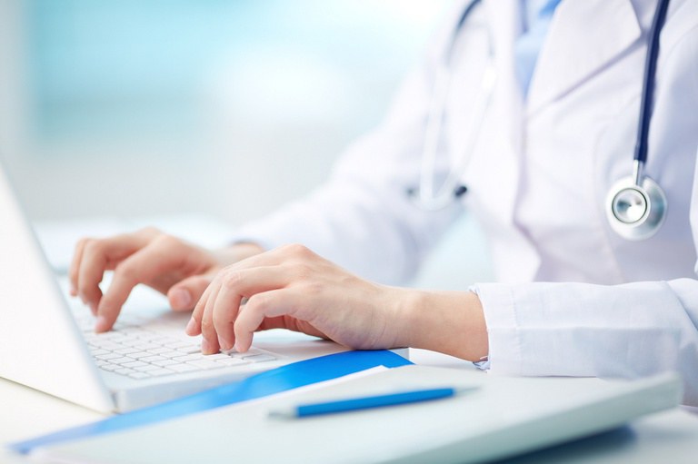 MEC fornece orientações sobre novos cursos de medicina