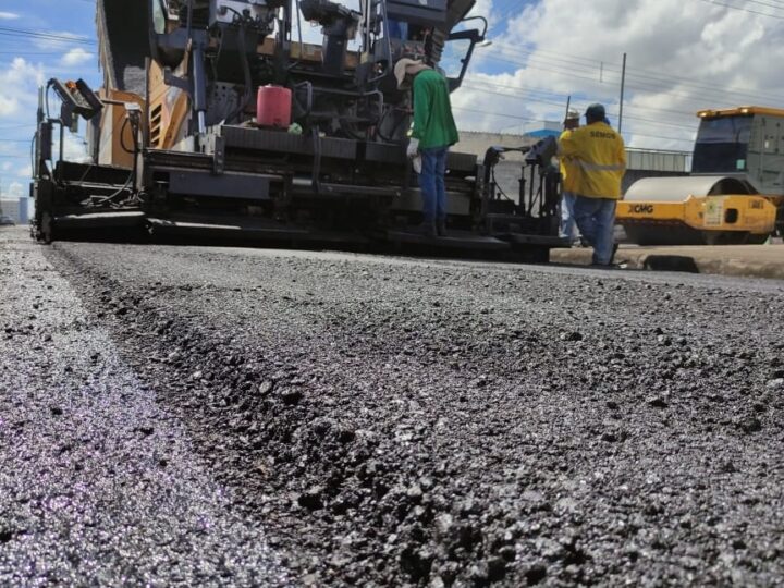 Porto Velho: Prefeitura mantém frentes de serviço e de obras em vários bairros