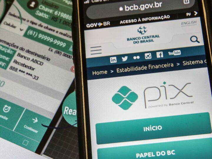 Compras e pagamentos de contas com Pix batem recorde em março