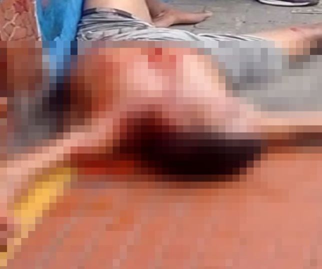 Bandido é espancado por populares após roubar celular de mulher no centro de Manaus