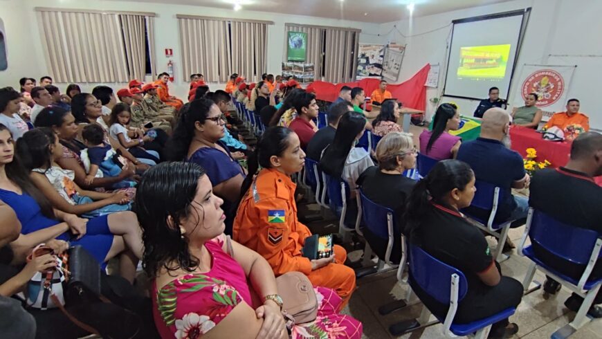 Guajará-Mirim: Aula inaugural do Programa Educacional Bombeiro Mirim é realizada no município