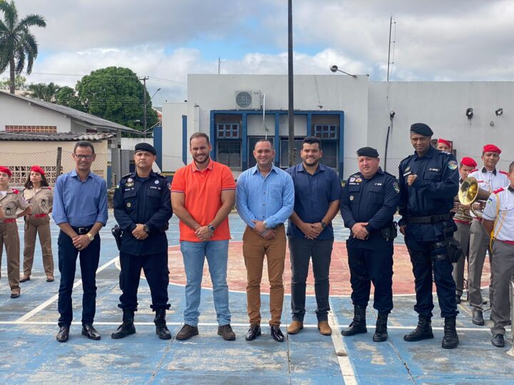 Affonso Cândido visita Colégio Tiradentes e destaca importância da expansão do ensino militar