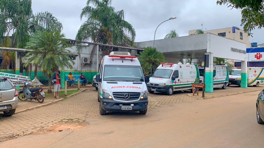 Pacientes são transferidos do Pronto Socorro João Paulo II para tratamento em hospitais públicos e privados