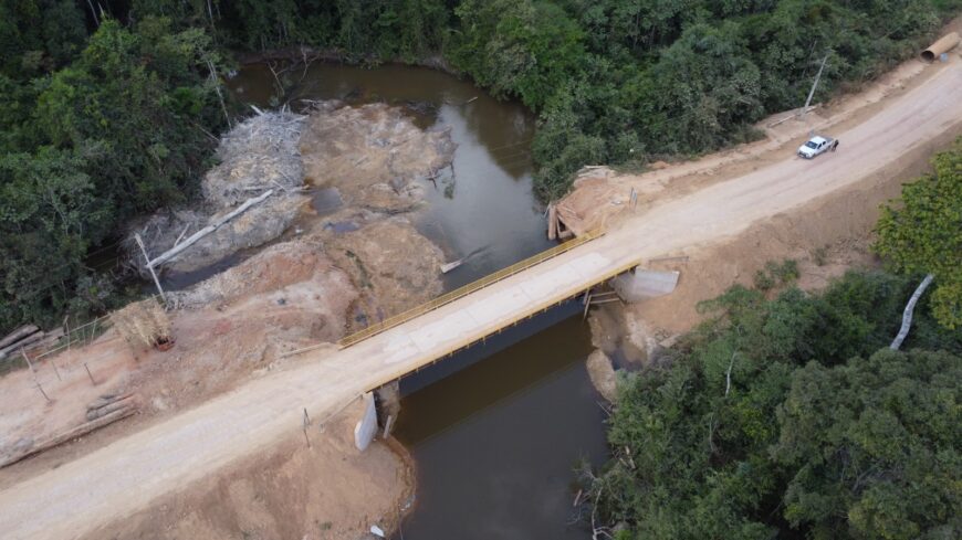 Nova Mamoré: Distrito de Nova Dimensão recebe ponte de concreto e aço para substituir antiga estrutura de madeira