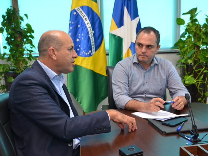 Ismael Crispin e Sérgio Gonçalves ajustam detalhes para lançamento de cursos profissionalizantes