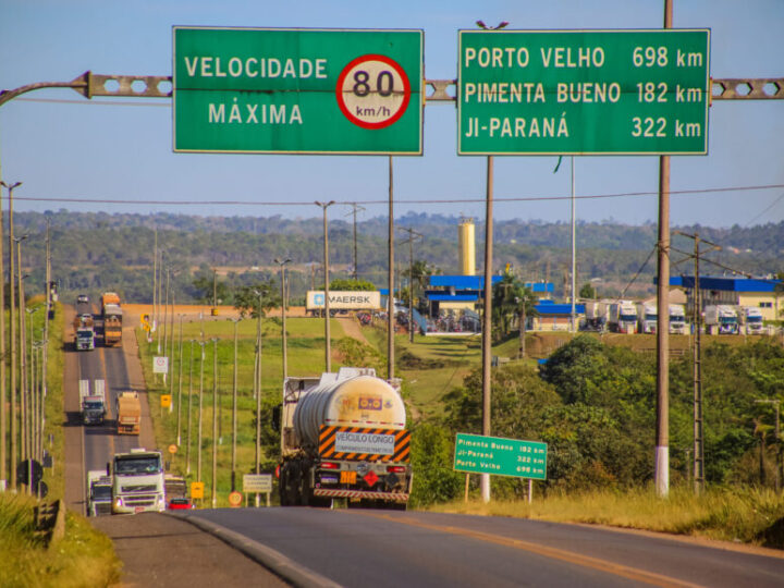 Itapuã do Oeste: Contrato para elaboração de projeto de duplicação da BR-364 é assinado por ministros e governador