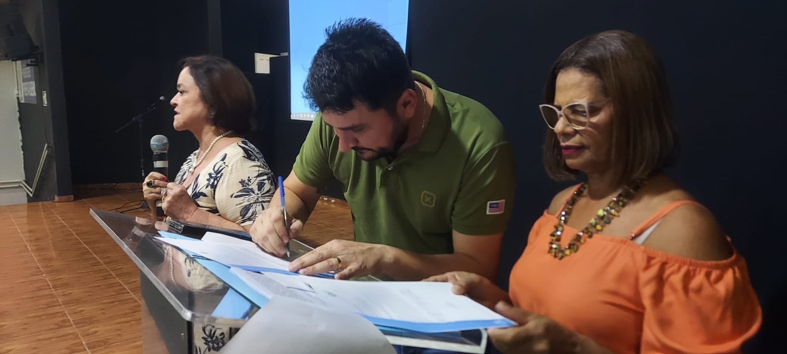 Jean Mendonça garante emenda parlamentar ao CENAPE na abertura da Semana da Pessoa com Deficiência Intelectual e Múltipla em Pimenta Bueno