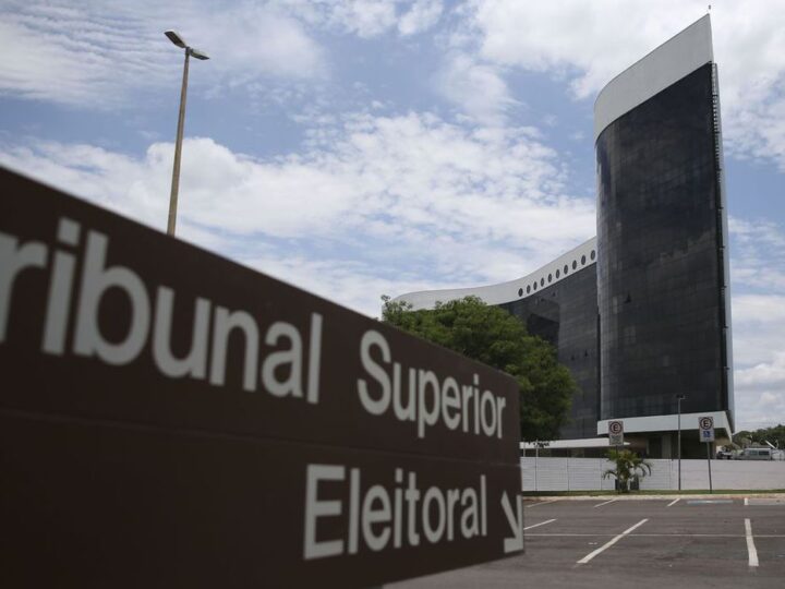 TSE exclui Forças Armadas do grupo de fiscalização das eleições