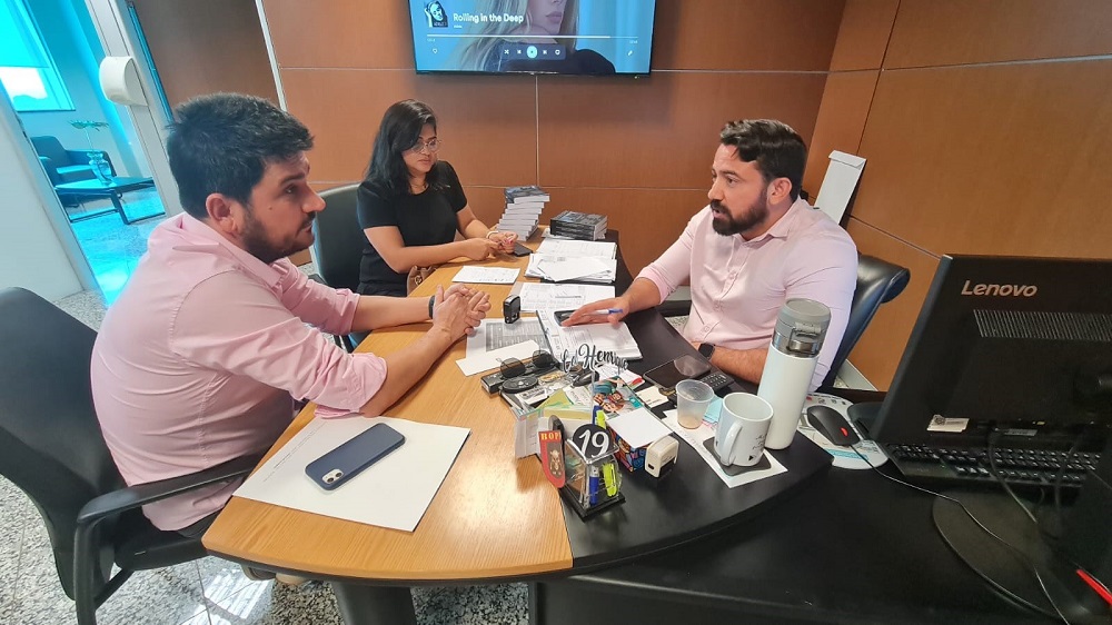 Jean Mendonça realiza reunião para tratar sobre último concurso de oficiais da PM e Bombeiros