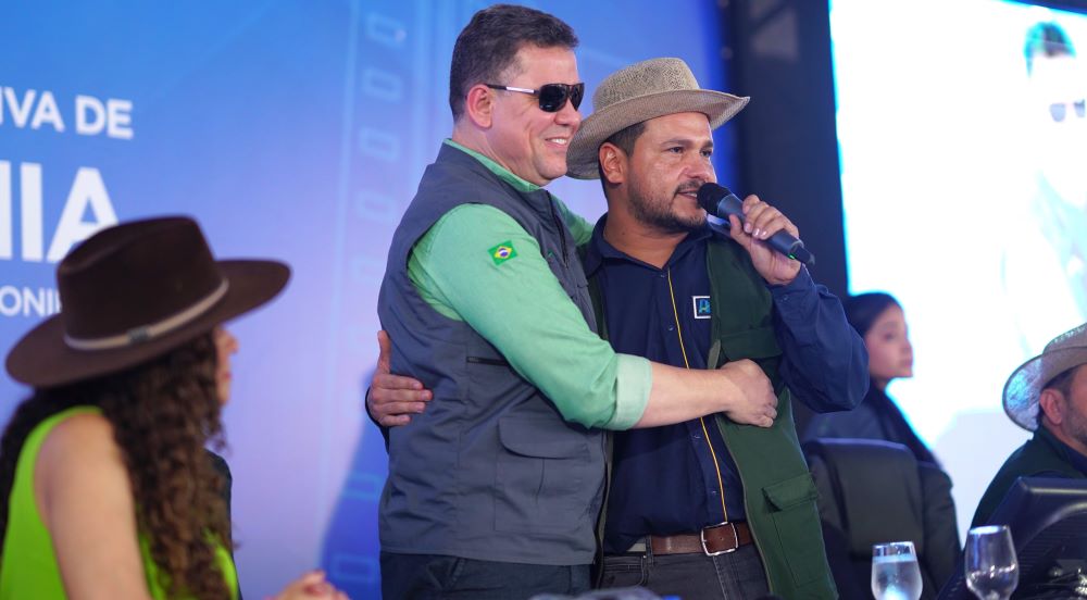 Deputado Marcelo Cruz celebra grande volume de negócios na Rondônia Rural Show Internacional