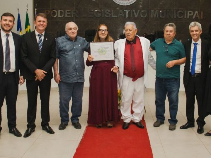 Luizinho Goebel participa de solenidade para outorga de título de cidadão honorário a pioneiro de Vilhena