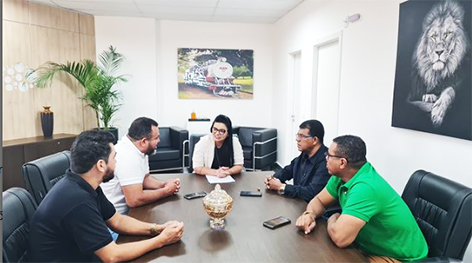 Vereadores de Santa Luzia pedem apoio de Jean Mendonça ao município