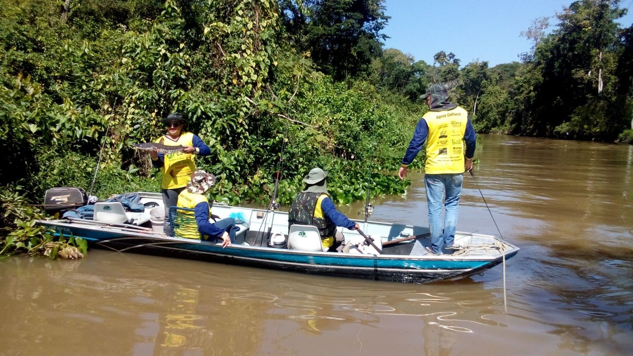 Circuito de pesca em São Francisco e Costa Marques é proposto pela deputada Gislaine Lebrinha