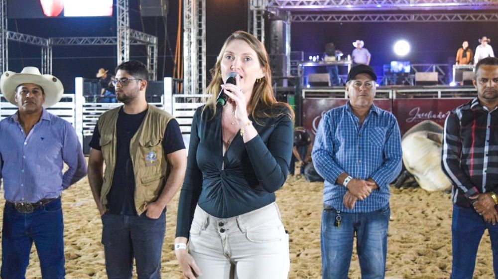 Sucesso da Expovale contou com R$ 270 mil da deputada Lebrinha