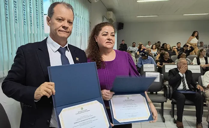 Prefeito Edinho da Rádio e vice-prefeita Marlucia de Almeida e vereadores eleitos de Colorado do Oeste foram diplomados