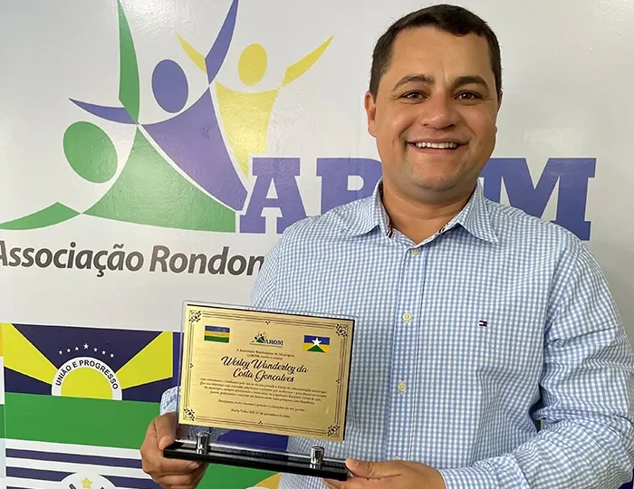 Prefeito de Chupinguaia, Dr. Wesley Araújo, visita a AROM e utiliza benefícios exclusivos para associados