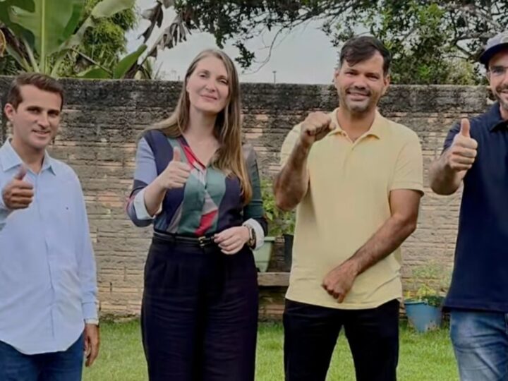 São Francisco do Guaporé recebe transporte para fortalecer a saúde por emenda da deputada Gislaine Lebrinha