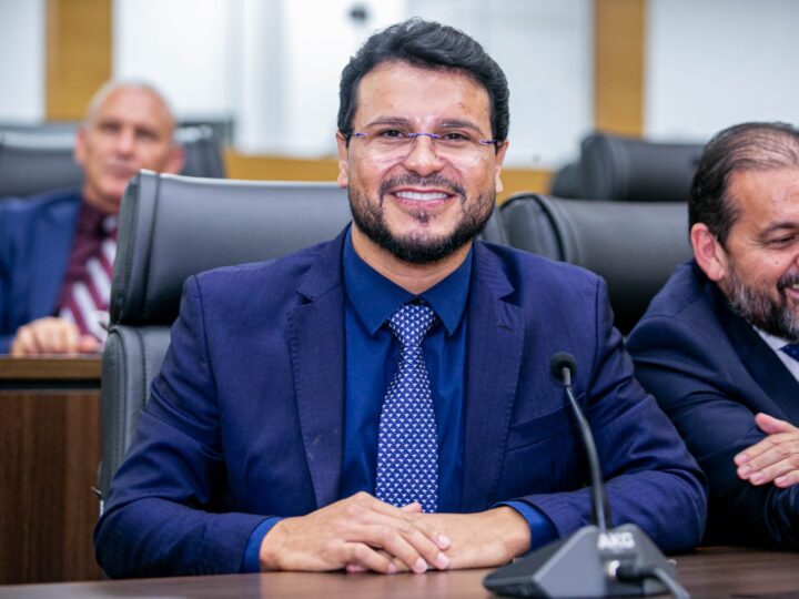 Deputado Marcelo Cruz elogia o governador pela postura de compra de hospital