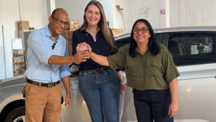 Gislaine Lebrinha reforça saúde de Buritis com entrega de veículo à UBS local
