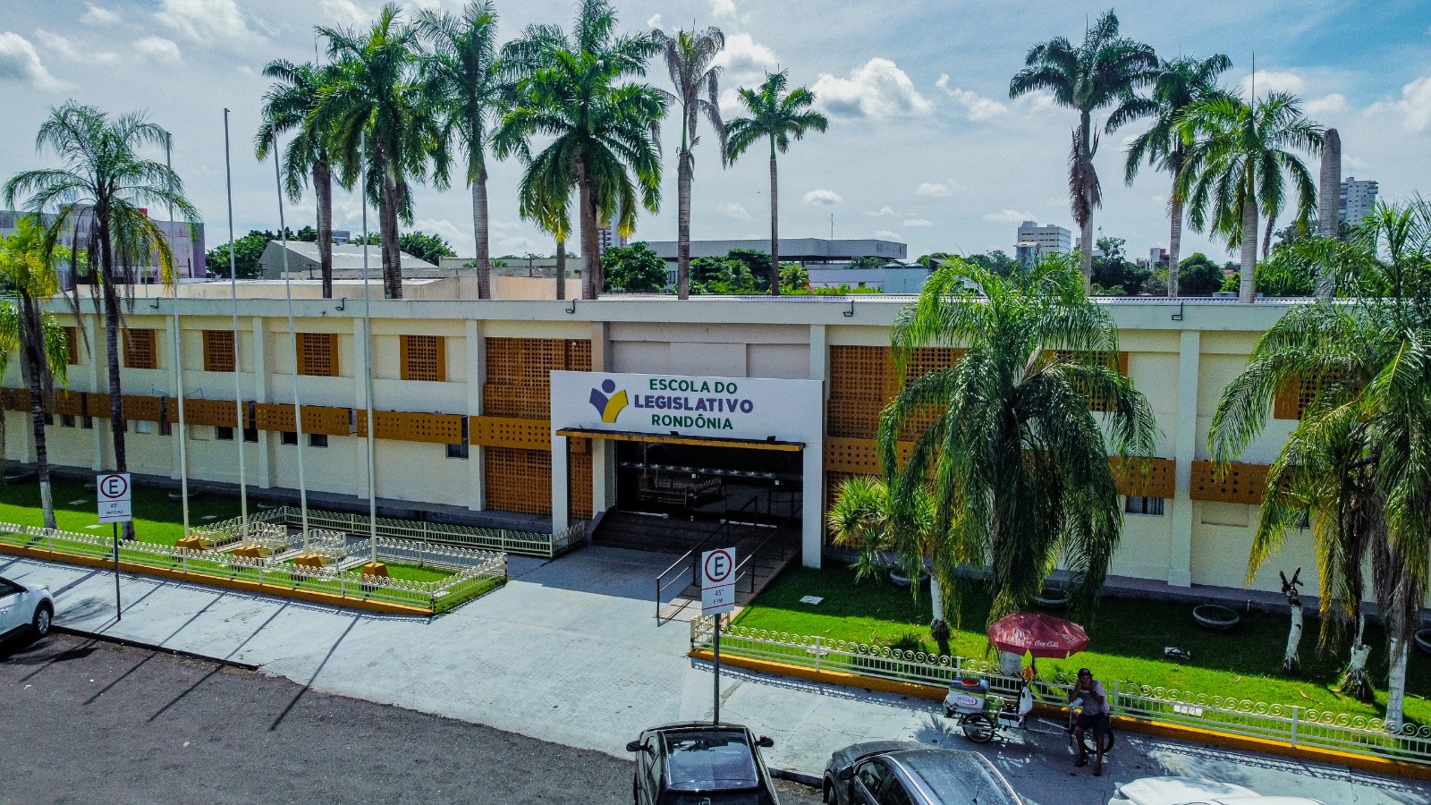 Dra. Taíssa solicita e garante presença da Escola do Legislativo na 7ª Festa do Leite em Nova Mamoré