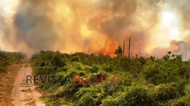 Corpo de Bombeiros Militares é mobilizado em incêndio que já dura cinco dias em Vilhena