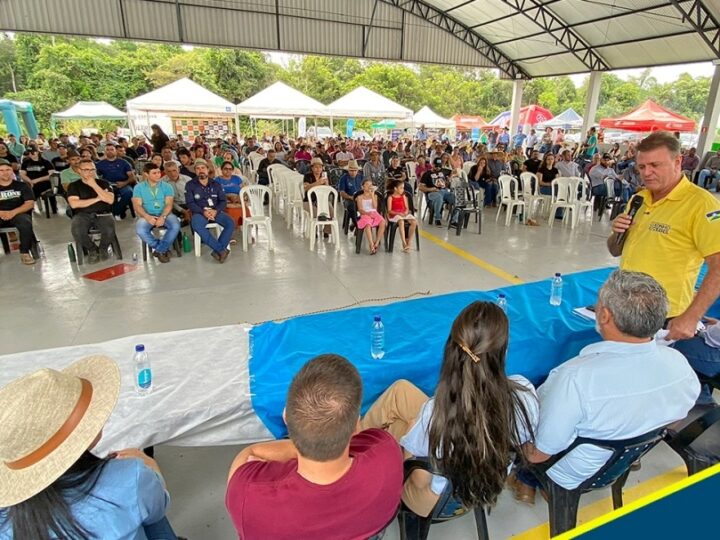 Luizinho Goebel participa do 1º Encontro dos Produtores Rurais de Chupinguaia