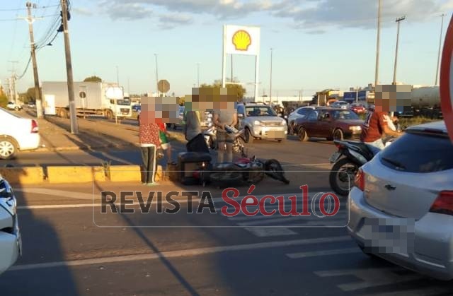 Motoboy sofre ferimentos após acidente na Celso Mazutti esquina com BR-174 em Vilhena