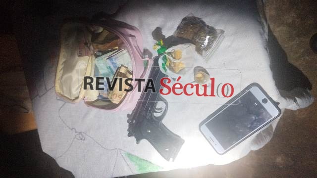 Simulcro, drogas e obejtos sem procedência são apreendidos em boca de fumo em Vilhena
