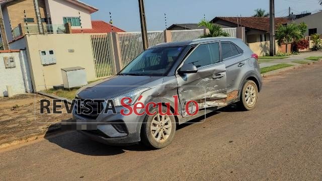 Carros colidem em Cerejeiras neste sábado, 13 de Setembro