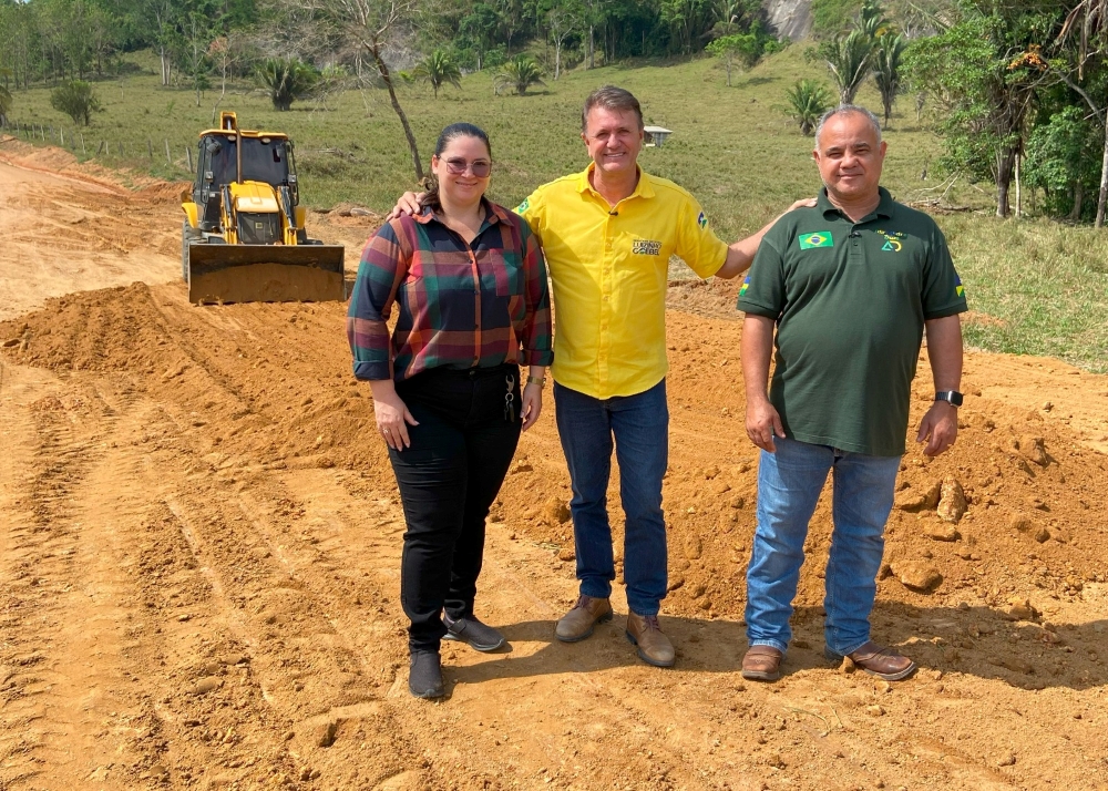 Luizinho Goebel destina recursos para recuperação de estradas em Campo Novo de Rondônia