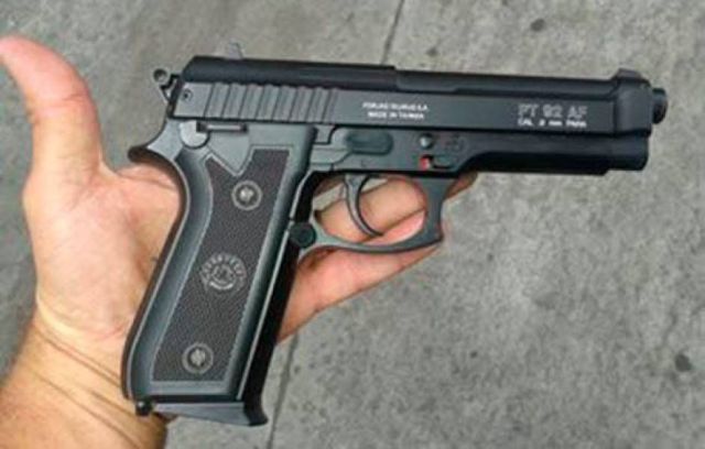Adolescente é apreendido após tentar roubar moto com “arma fake” em estacionamento de farmácia em Vilhena
