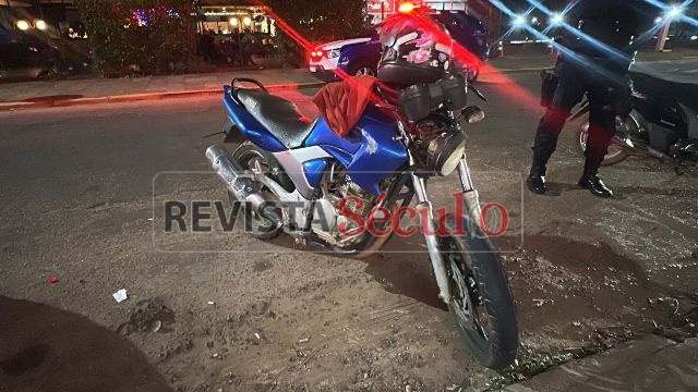 Motociclista embriagado atinge carro e três motos após acidente em Vilhena