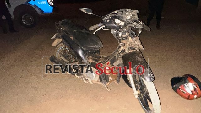 Casal sofre queda de moto próximo da Casa de Rondon em Vilhena