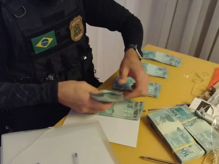 Operação desarticula em SP organização de tráfico de drogas