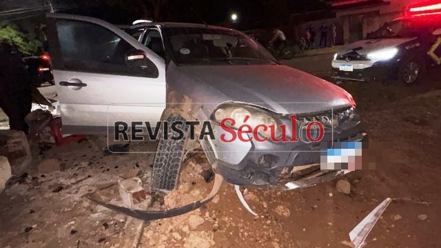 Ex-vereador embriagado, agride mulher com tapa e arremessa caro contra comércio em Vilhena