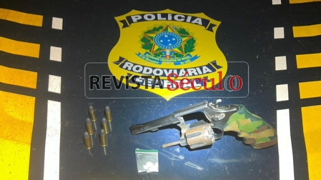 PRF prende homem armado e com dois gramas de cocaína em Vilhena