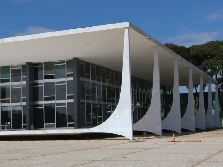 STF tem 2 votos para manter desativado sistema de controle de bebidas