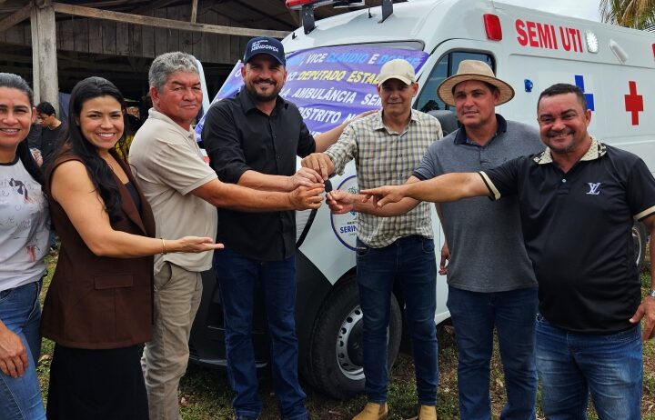 Em Seringueiras, lideranças e agricultores agradecem ao trabalho do deputado Jean Mendonça