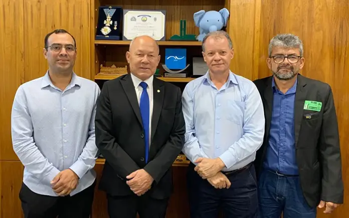 Em Brasília: Prefeito Edinho da Rádio garante recursos para saúde, infraestrutura e lazer de Colorado do Oeste