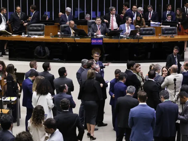 Congresso aprova LDO com superávit de R$ 34 bilhões em 2026